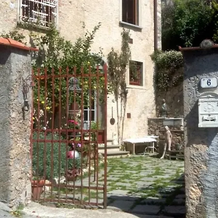Le Stipedisopra Bed and breakfast