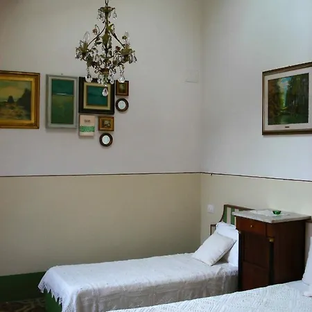 Le Stipedisopra Bed and breakfast Pietrasanta